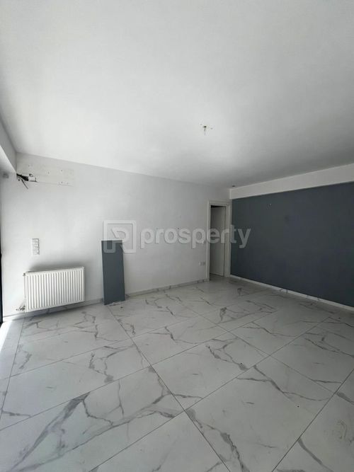 secondary image