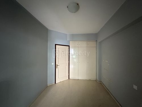 secondary image