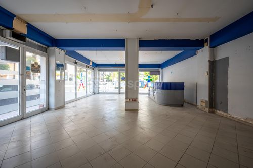 secondary image