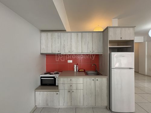 secondary image