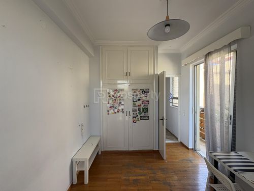 secondary image