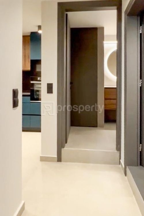 secondary image