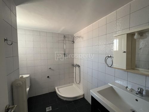 secondary image