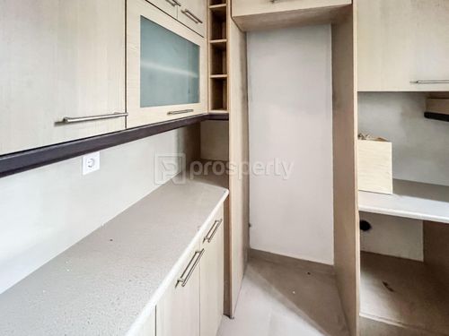 secondary image