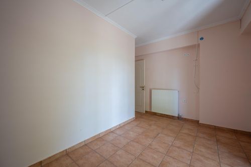 secondary image