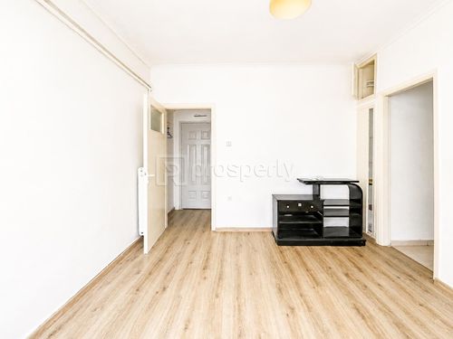 secondary image