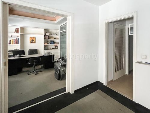 secondary image