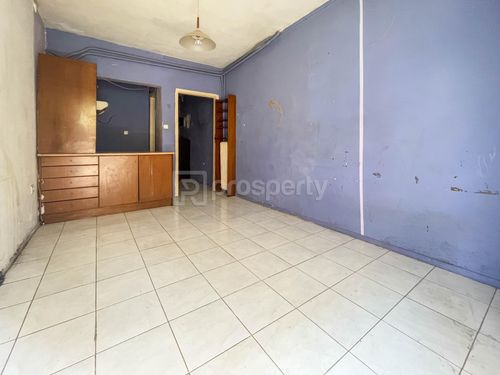 secondary image