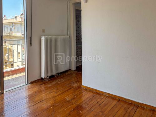 secondary image