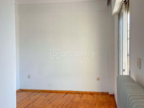 secondary image
