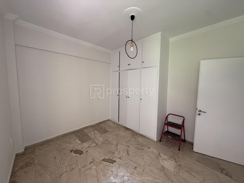 secondary image