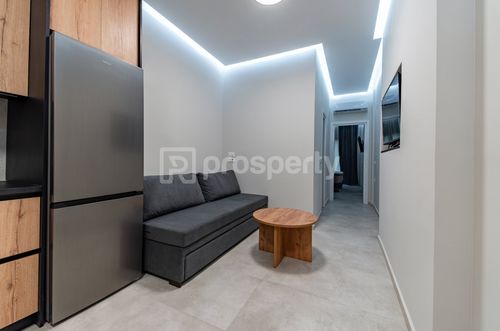 secondary image