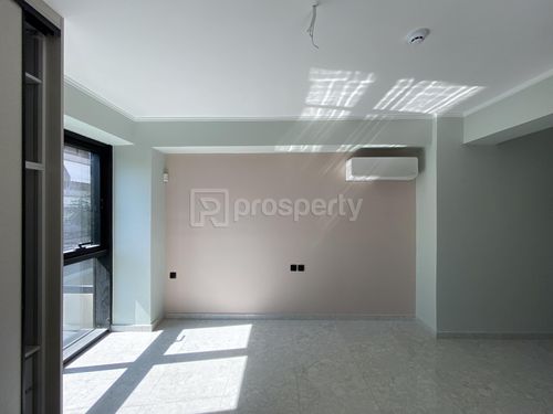 secondary image
