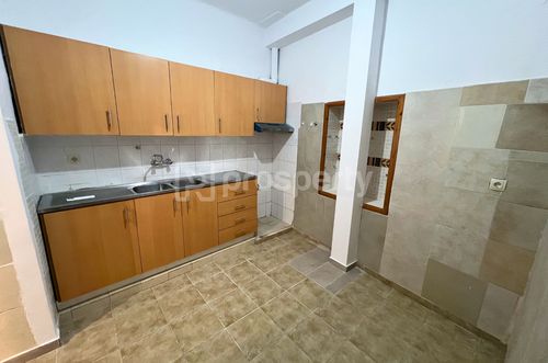 secondary image
