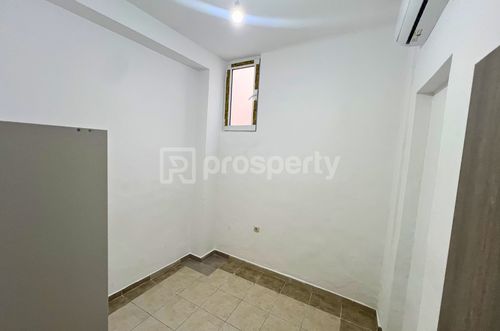 secondary image