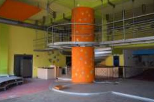 secondary image