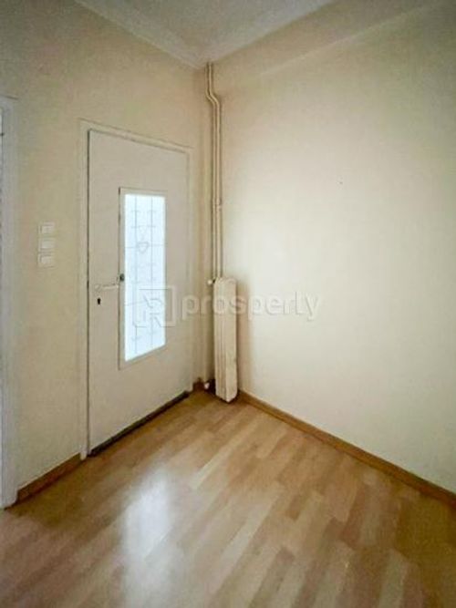 secondary image