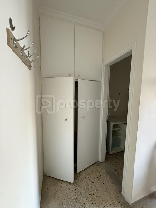 secondary image
