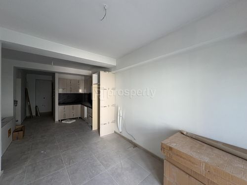 secondary image