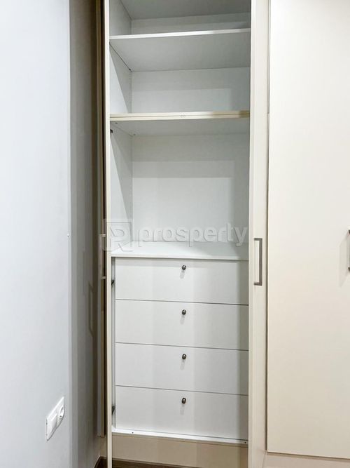 secondary image