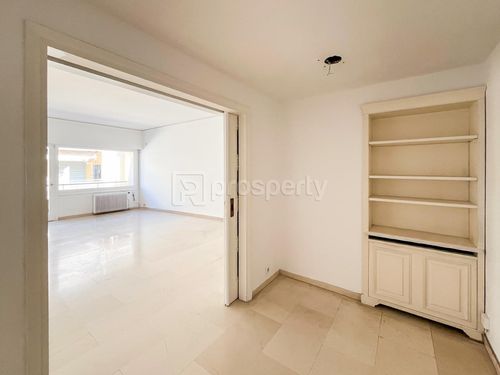 secondary image