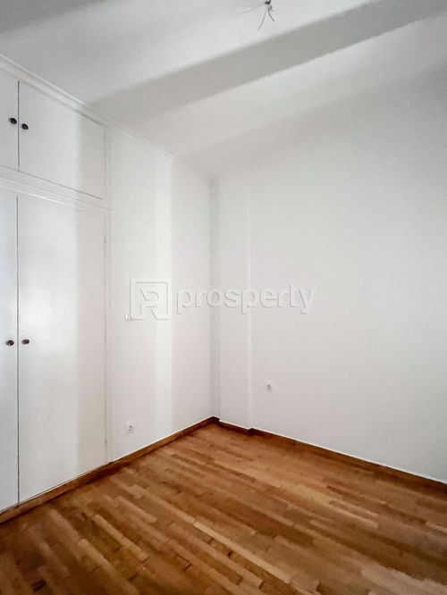 secondary image