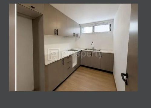 secondary image