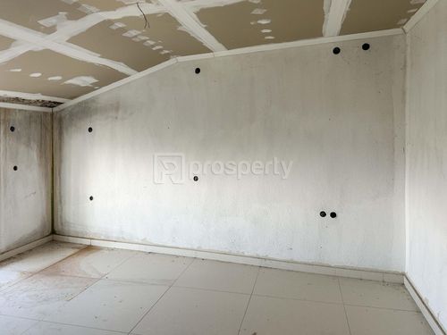 secondary image
