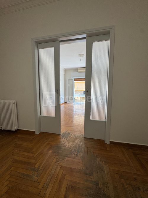 secondary image