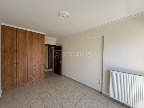 secondary image