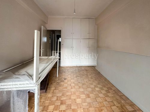 secondary image