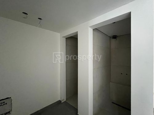 secondary image
