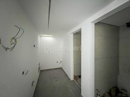 secondary image