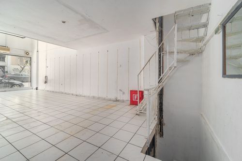 secondary image