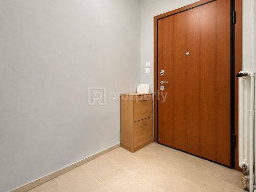 secondary image