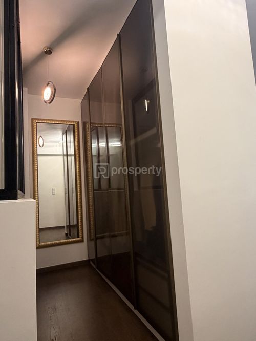 secondary image