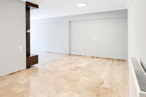 secondary image