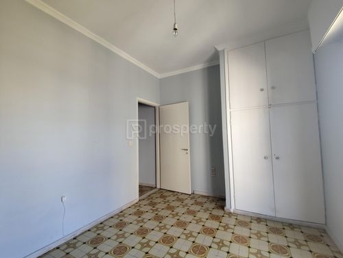 secondary image