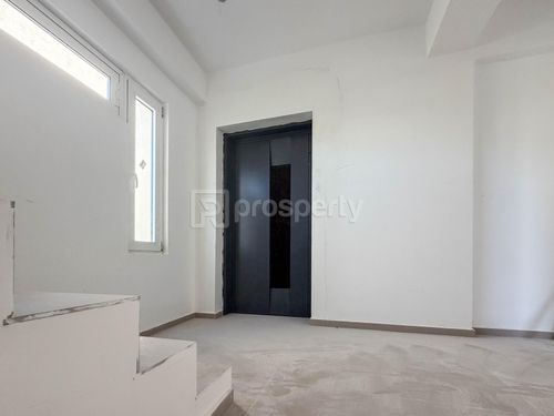 secondary image