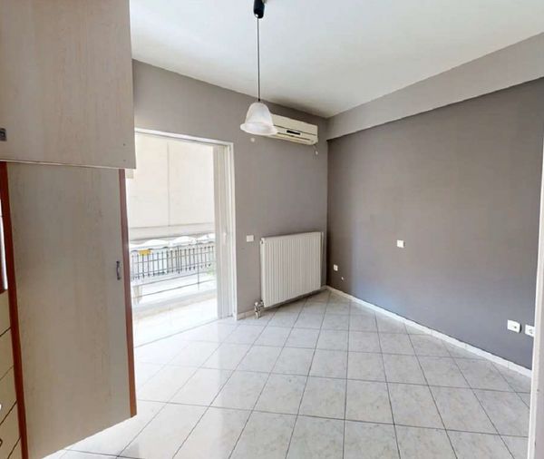 listing image 0
