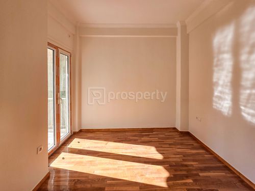 secondary image