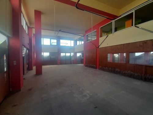 secondary image