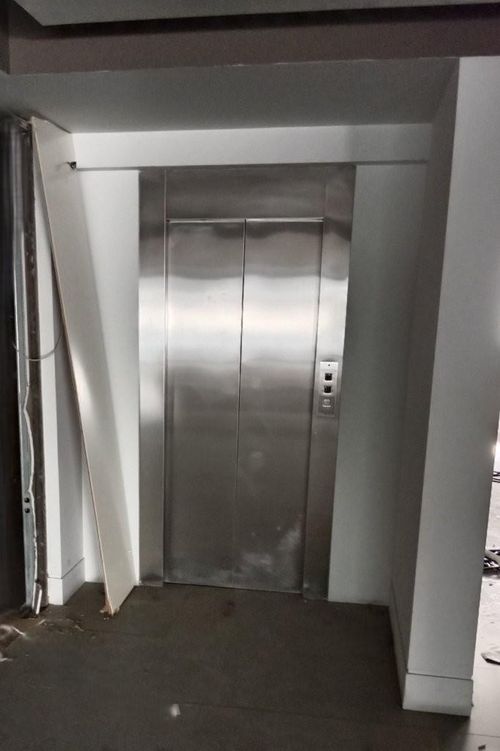 secondary image