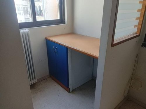 secondary image