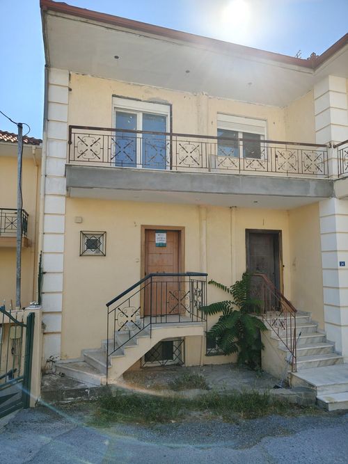 secondary image