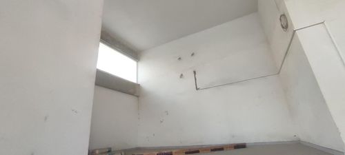 secondary image