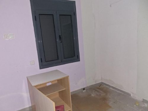 secondary image