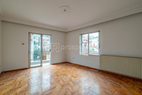 secondary image