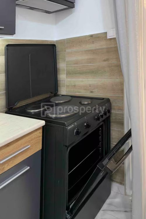 secondary image