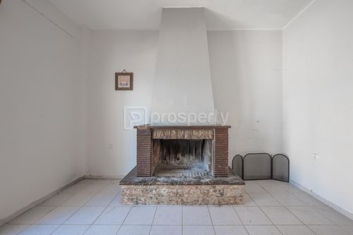 secondary image